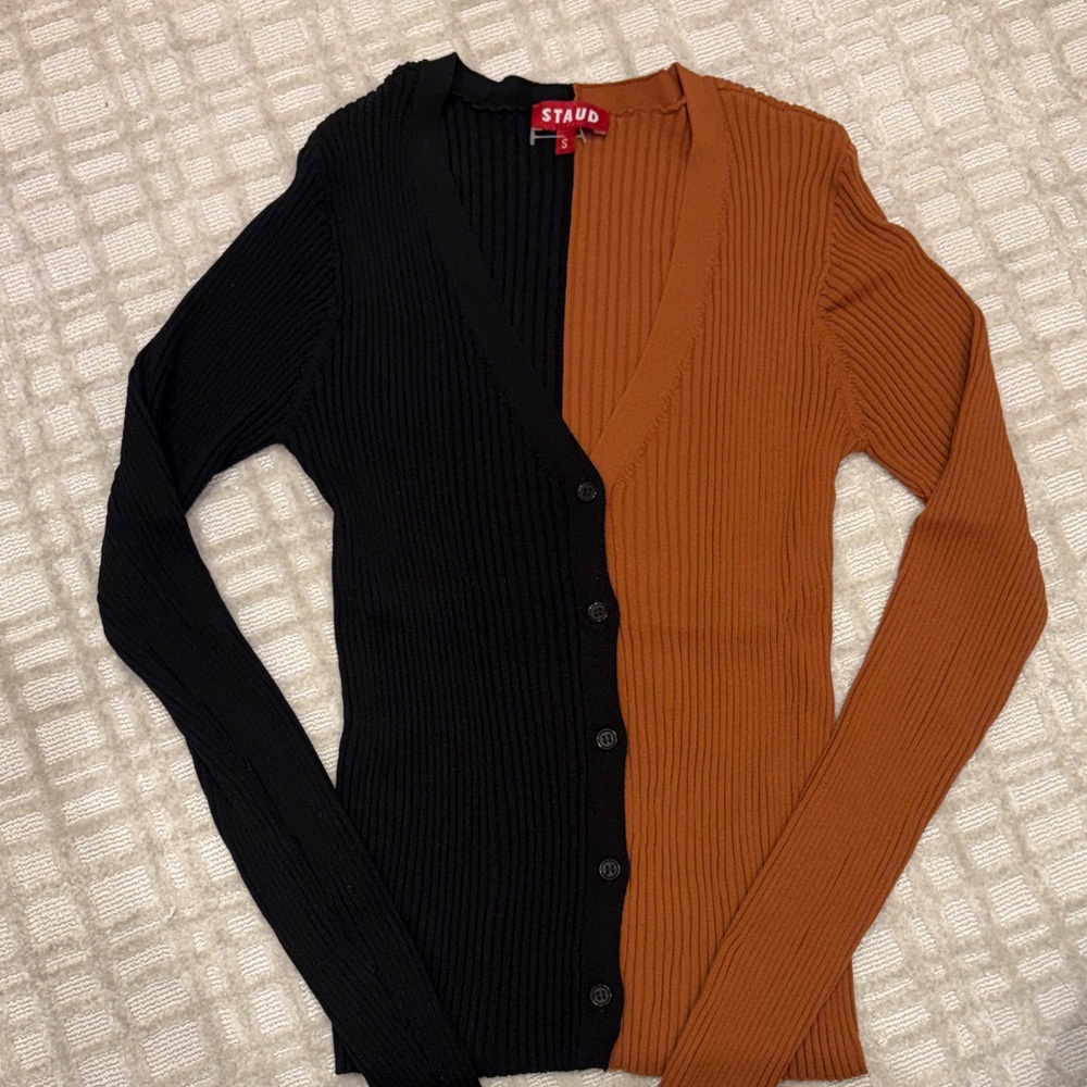 STAUD Two-Tone Ribbed V-Neck Cardigan - Black & Rust Brown